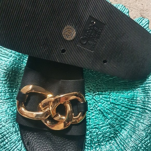 Cucco slide - Picture 3 of 3